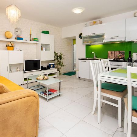 Apartment Dea Спліт Екстер'єр фото