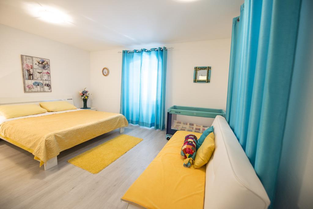 Apartment Dea Спліт Екстер'єр фото